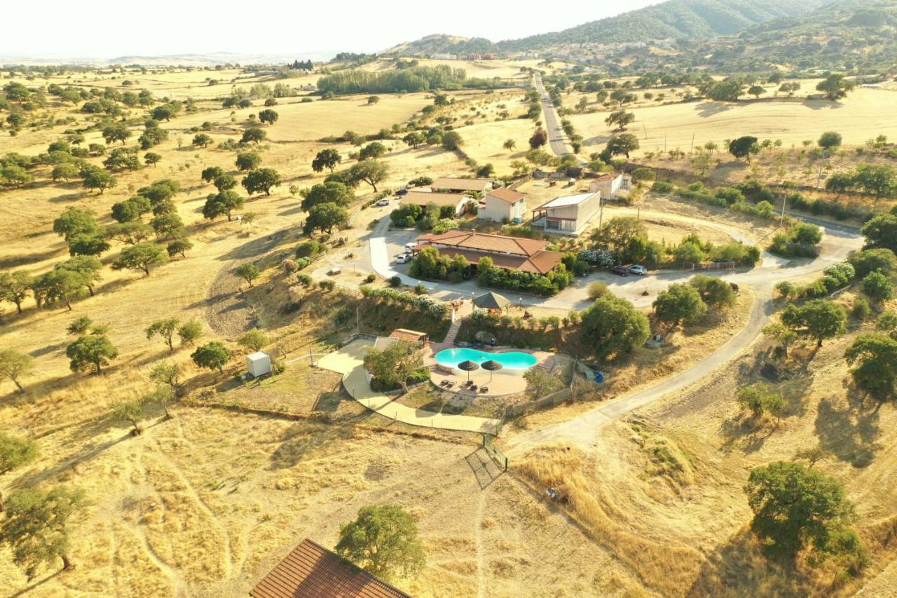 Agriturismo Pedru Caddu Tula Buitenkant foto