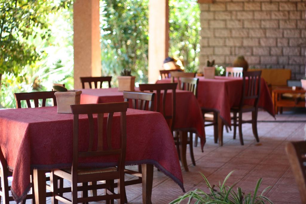 Agriturismo Pedru Caddu Tula Buitenkant foto