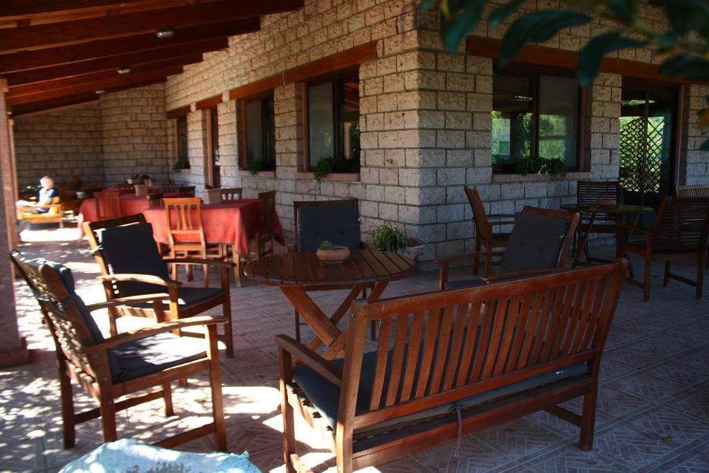 Agriturismo Pedru Caddu Tula Buitenkant foto