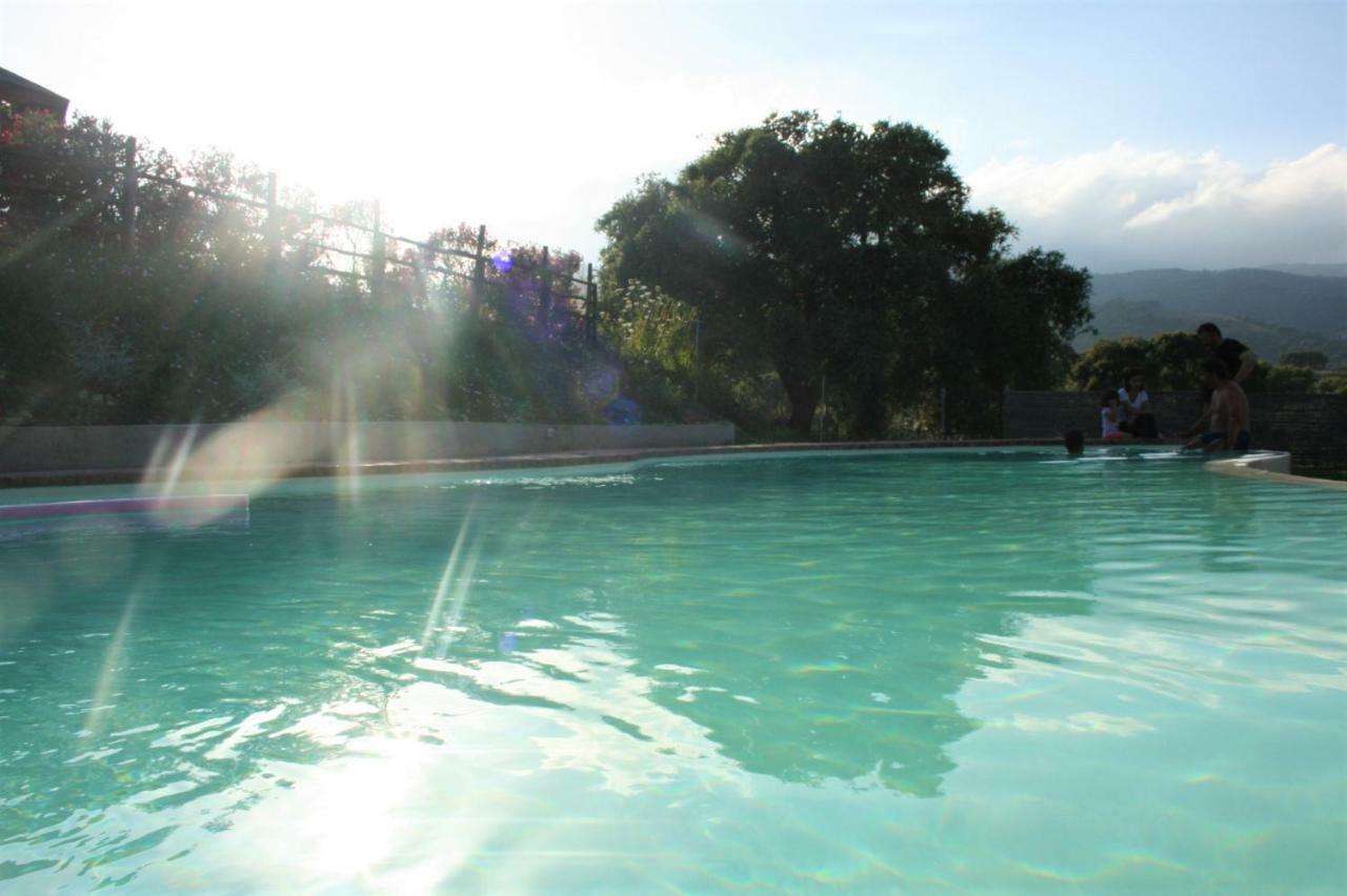 Agriturismo Pedru Caddu Tula Buitenkant foto