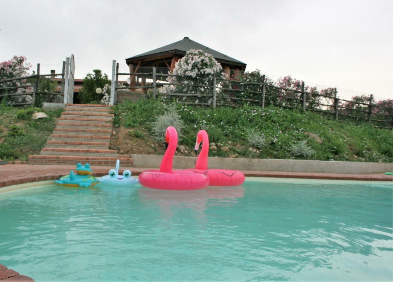 Agriturismo Pedru Caddu Tula Buitenkant foto